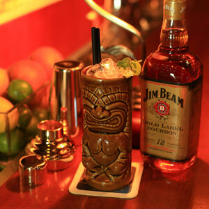 Alternative view of Tiki Cilinder Bruin 33 cl